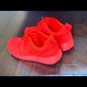 NWOT Nike limited edition bright orange sneaker